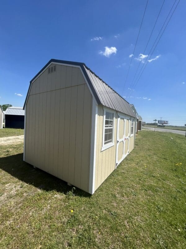 La Grange #54: 10 X 16 Lofted Barn Building Image