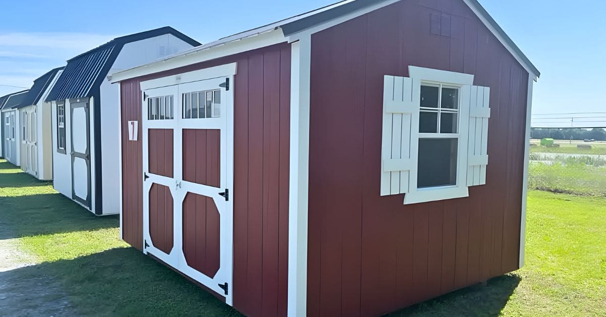 Shed vs. Garage: Choosing the Right Storage Solution for You