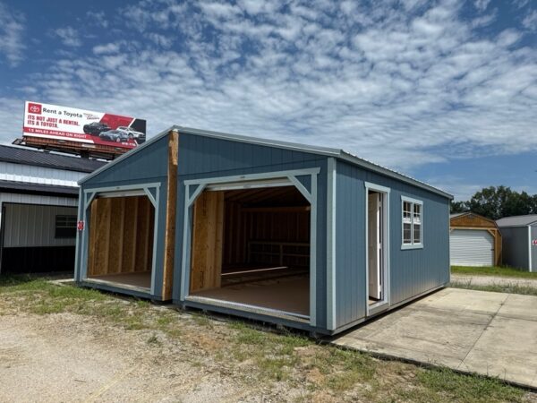 La Grange #38: 24 X 24 Utility Garage Building Image
