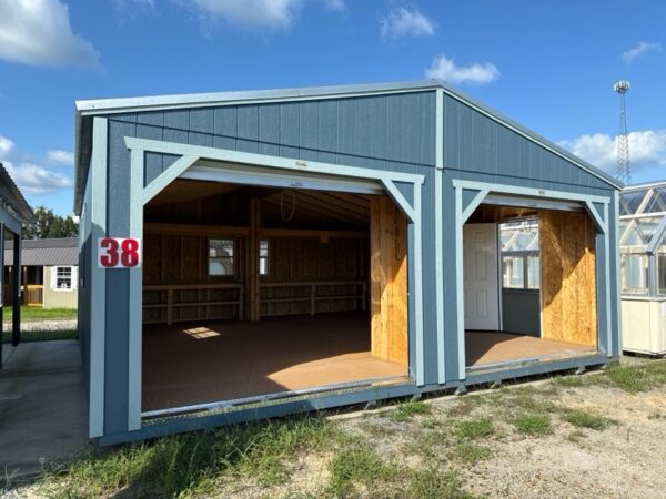 La Grange #38: 24 X 24 Utility Garage Building Image