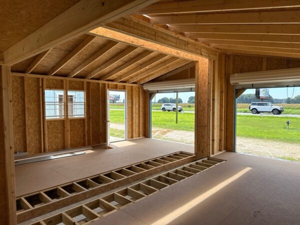 La Grange #38: 24 X 24 Utility Garage Building Image