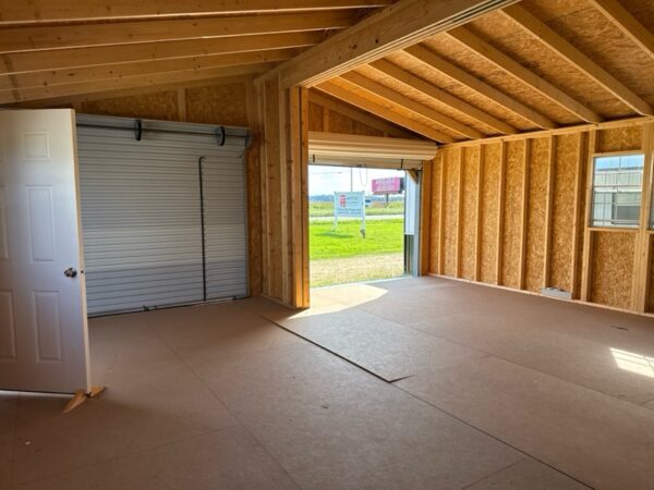 La Grange #38: 24 X 24 Utility Garage Building Image