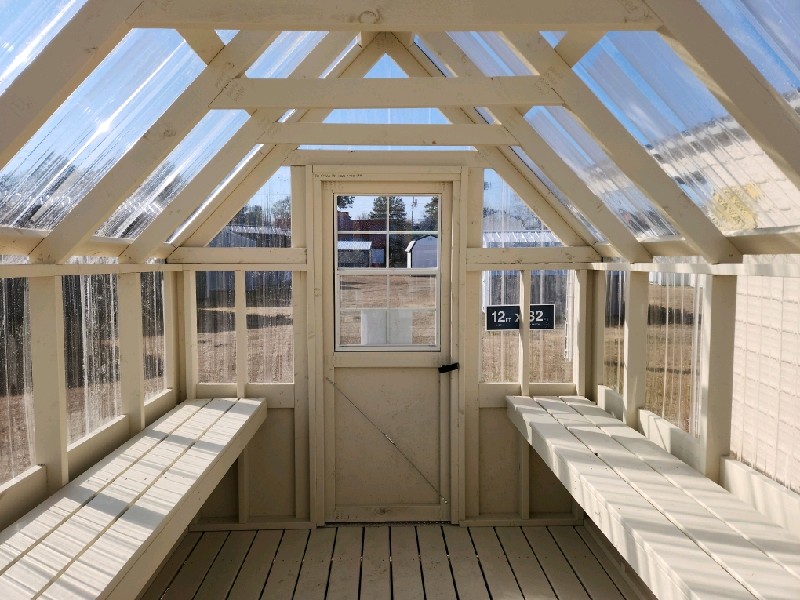 Dunn #35: 8 X 12 Green House Building Image