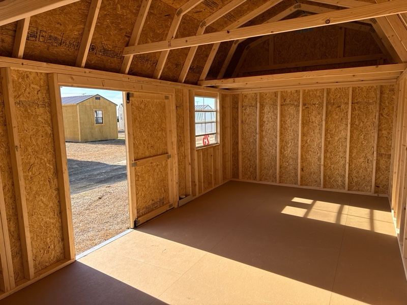 La Grange #25: 10 X 20 Side Lofted Barn Building Image