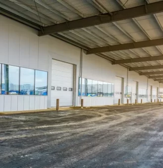 Spacious Warehouses Spacious Warehouses